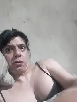 Snapshot of miaparcel chatting on 11-22-25, 06:23 miaparcel online show from 11-22-25, 06:23