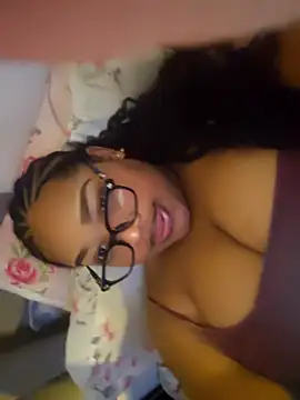 vic pretynhaa online show from 02-11-26, 06:52