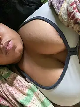 Snapshot of vic_pretynhaa chatting on 02-16-25, 03:05 vic pretynhaa online show from 02-16-25, 03:05