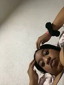 Snapshot of vic_pretynhaa chatting on 03-15-25, 12:25 vic pretynhaa online show from 03-15-25, 12:25