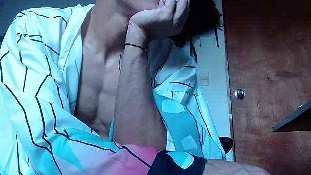 calioppe01 online show from 11-22-25, 01:10