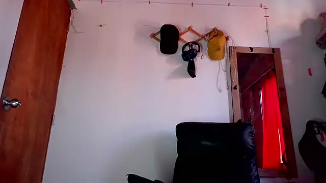 calioppe01 online show from 05-26-26, 01:42