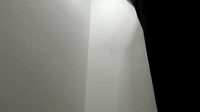 Kitten Hot  online show from 12-05-25, 11:09