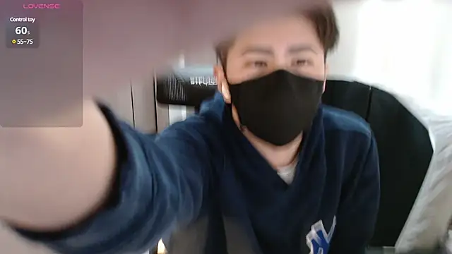 Snapshot of ryota_kkk chatting on 03-21-25, 02:29 ryota kkk online show from 03-21-25, 02:29