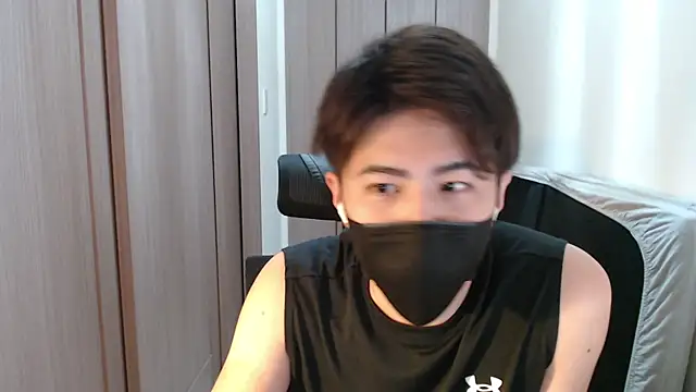 Snapshot of ryota_kkk chatting on 02-18-25, 11:55 ryota kkk online show from 02-18-25, 11:55