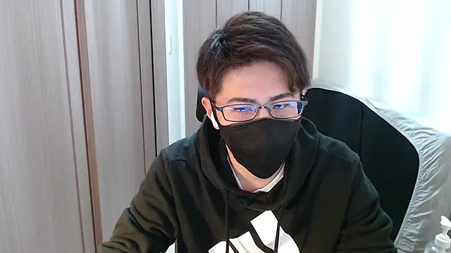 Snapshot of ryota_kkk chatting on 01-28-25, 01:59 ryota kkk online show from 01-28-25, 01:59