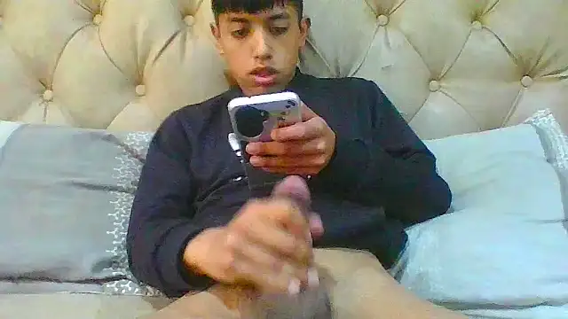 danuel23 online show from 12-20-25, 04:32