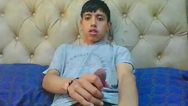 Snapshot of danuel23 chatting on 03-03-26, 04:25 danuel23 online show from 03-03-26, 04:25