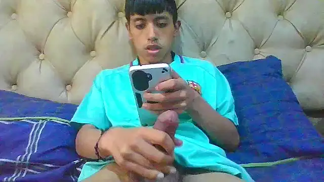 Snapshot of danuel23 chatting on 03-13-26, 03:50 danuel23 online show from 03-13-26, 03:50