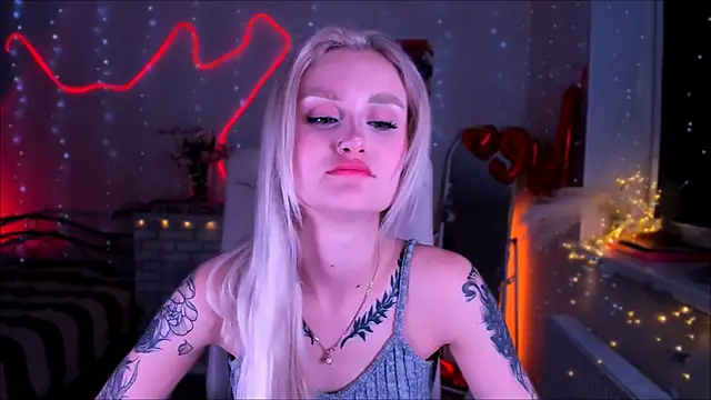  Ravenaa online show from 03-14-25, 03:03