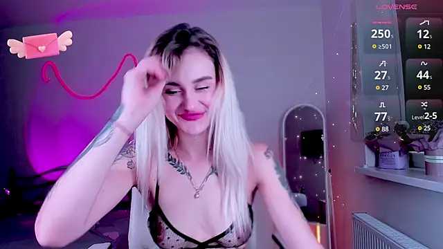  Ravenaa online show from 12-06-24, 10:32