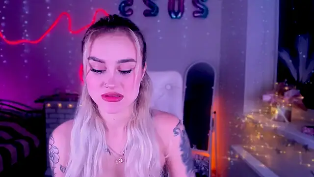  Ravenaa online show from 02-03-25, 01:51