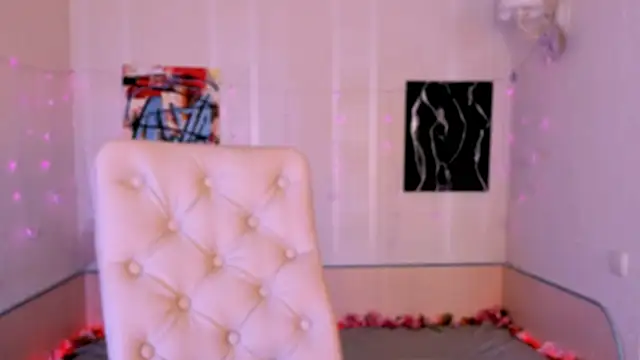  Ravenaa online show from 10-10-25, 10:27