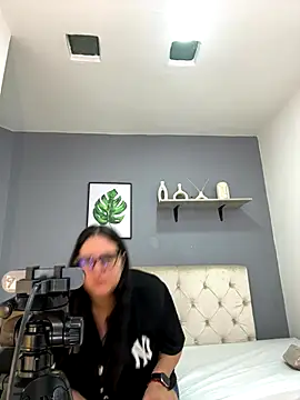 Soe Lara online show from 09-16-25, 11:00