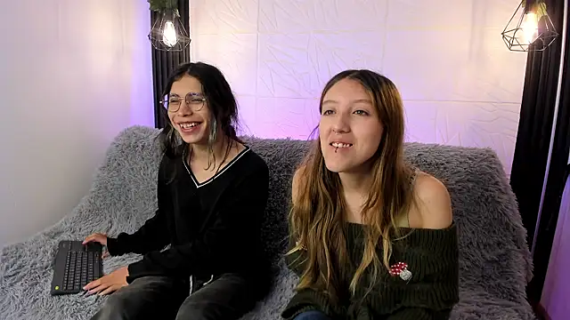 BRIAR AND BLAIR online show from 10-23-25, 01:21