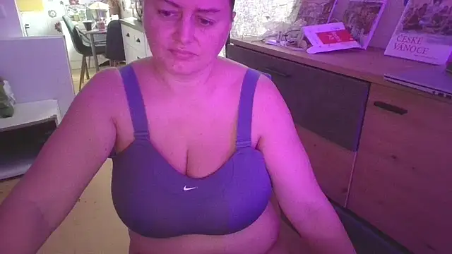 Meliss Official9 online show from 11-17-25, 12:20