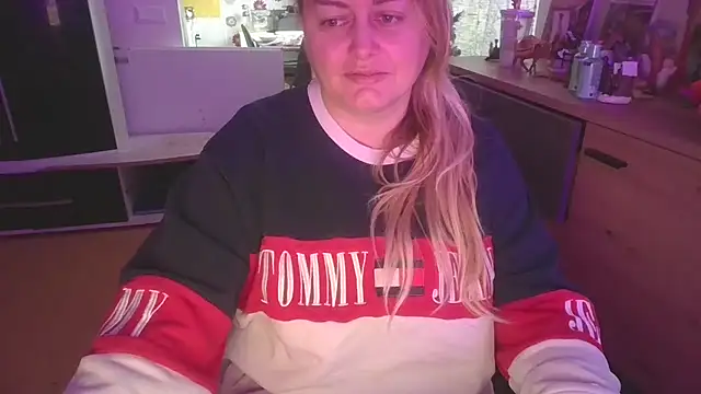 Meliss Official9 online show from 12-22-25, 09:20