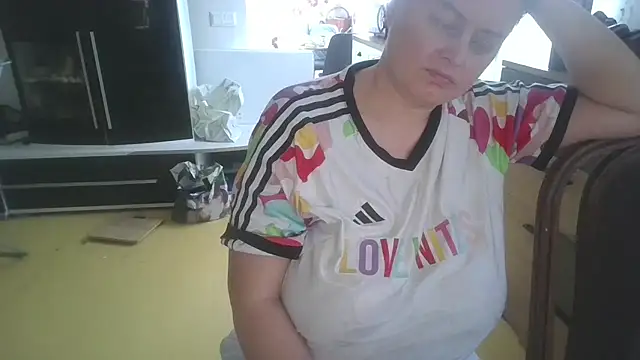 Snapshot of Meliss_Official9 chatting on 02-09-26, 12:14 Meliss Official9 online show from 02-09-26, 12:14