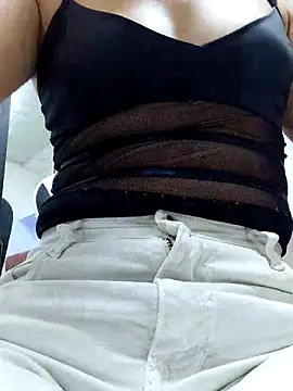 Catalehia Milk online show from 11-28-25, 08:20