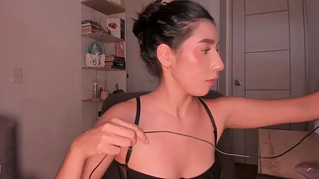 danna davis18 online show from 06-26-26, 09:09
