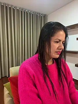 Snapshot of Alice_Biel chatting on 02-27-25, 11:50 Alice Biel online show from 02-27-25, 11:50