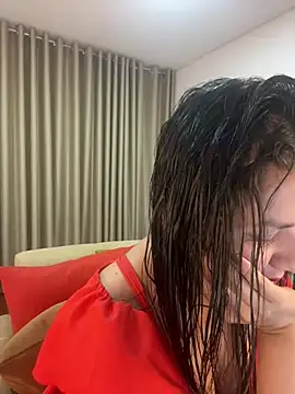 Snapshot of Alice_Biel chatting on 02-11-25, 11:01 Alice Biel online show from 02-11-25, 11:01