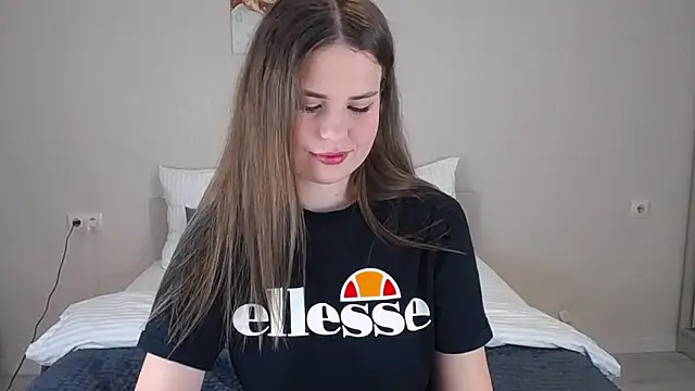 Snapshot of AlenaDast chatting on 01-31-25, 04:27 AlenaDast online show from 01-31-25, 04:27