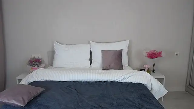 Snapshot of AlenaDast chatting on 03-21-25, 07:46 AlenaDast online show from 03-21-25, 07:46