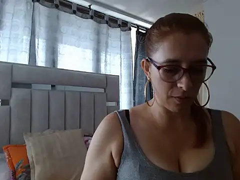 Snapshot of karlabarrera chatting on 05-28-26, 08:26 karlabarrera online show from 05-28-26, 08:26