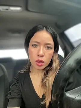 Snapshot of sexfire_lalita chatting on 09-30-25, 01:06 sexfire lalita online show from 09-30-25, 01:06