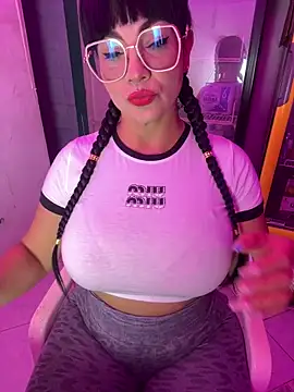 Hot beauty   online show from 03-20-26, 03:40