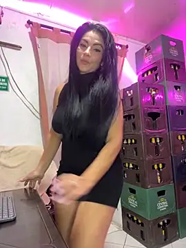 Snapshot of Hot_beauty__ chatting on 10-10-25, 04:57 Hot beauty online show from 10-10-25, 04:57