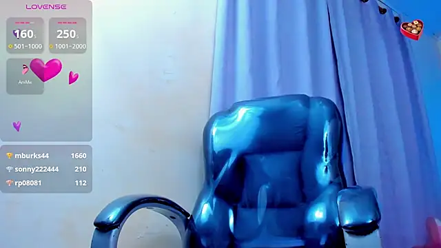 Snapshot of Hot_beauty__ chatting on 03-02-25, 09:43 Hot beauty online show from 03-02-25, 09:43