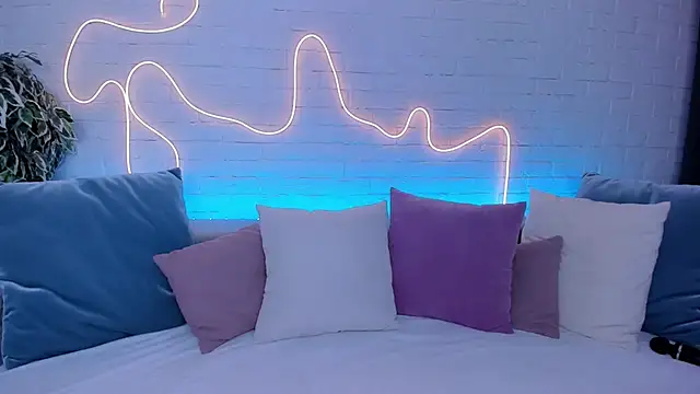 rossy babe  online show from 10-17-25, 11:39