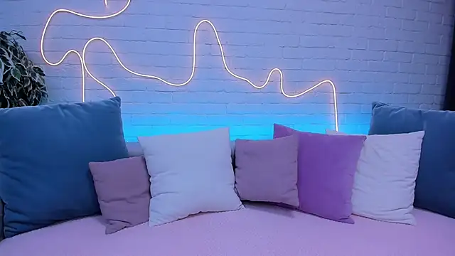 rossy babe  online show from 09-22-25, 12:16