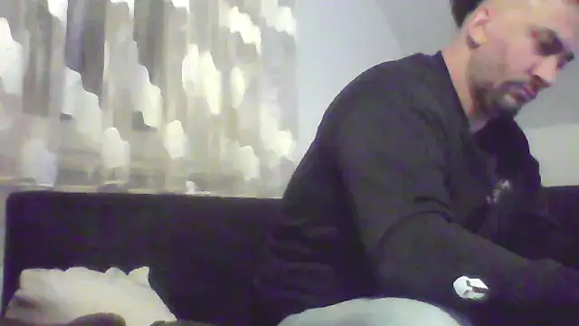 Snapshot of NewyorkDimi chatting on 02-24-25, 03:23 NewyorkDimi online show from 02-24-25, 03:23
