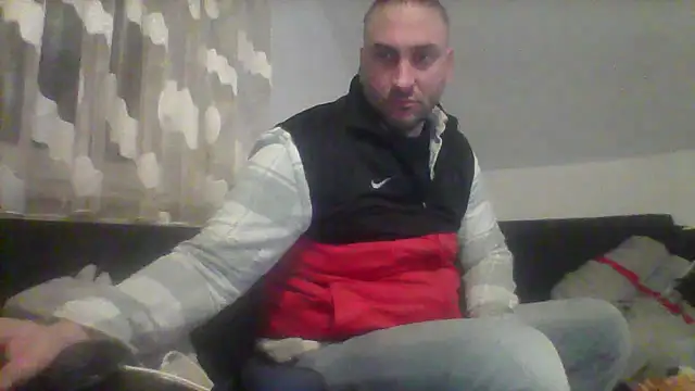 Snapshot of NewyorkDimi chatting on 02-02-25, 07:57 NewyorkDimi online show from 02-02-25, 07:57