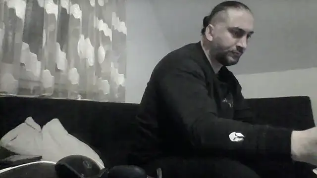Snapshot of NewyorkDimi chatting on 03-17-25, 11:46 NewyorkDimi online show from 03-17-25, 11:46