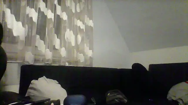 Snapshot of NewyorkDimi chatting on 03-04-25, 11:43 NewyorkDimi online show from 03-04-25, 11:43