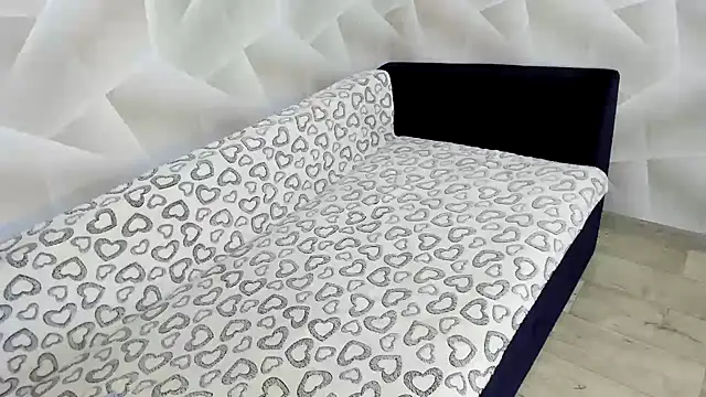 Snapshot of Sweet_Lanaaaaa chatting on 06-14-26, 02:29 Sweet Lanaaaaa online show from 06-14-26, 02:29