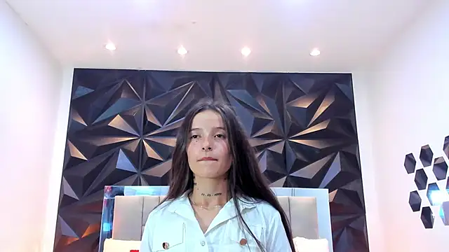 valentinasu1 online show from 10-09-25, 03:12