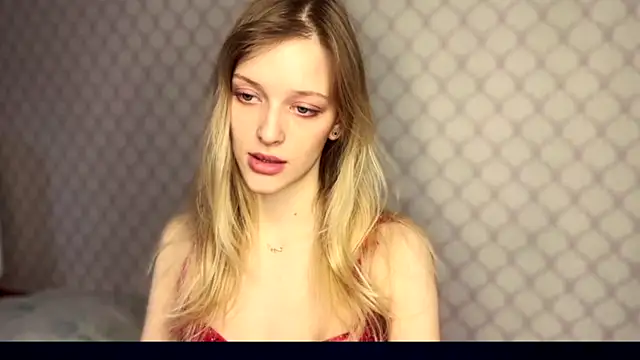 Evvie Summn1 online show from 12-16-25, 10:19