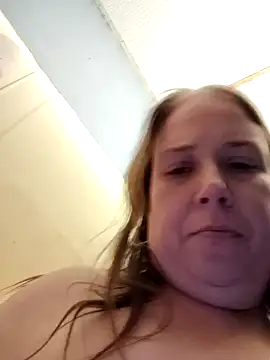 Snapshot of 023Longandjuicy chatting on 02-02-26, 04:00 023Longandjuicy online show from 02-02-26, 04:00