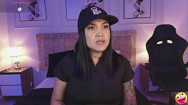 lyn adamns online show from 03-18-25, 07:01