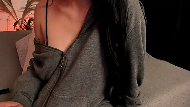 Snapshot of Serenity_Day chatting on 10-08-25, 01:40 Serenity Day online show from 10-08-25, 01:40