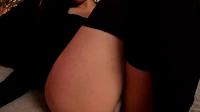 Snapshot of Serenity_Day chatting on 12-28-24, 01:39 Serenity Day online show from 12-28-24, 01:39