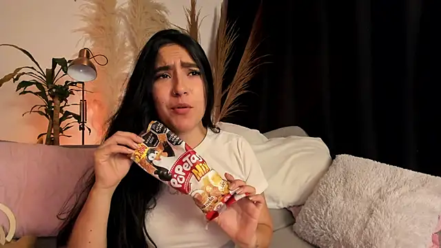 Serenity Day online show from 04-08-26, 01:51