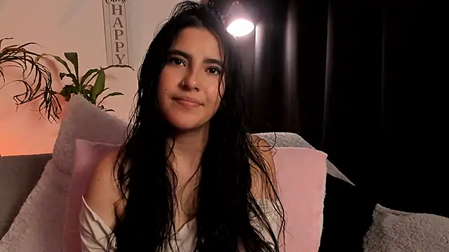 Snapshot of Serenity_Day chatting on 03-01-25, 01:43 Serenity Day online show from 03-01-25, 01:43