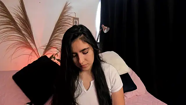 Snapshot of Serenity_Day chatting on 10-12-25, 06:53 Serenity Day online show from 10-12-25, 06:53