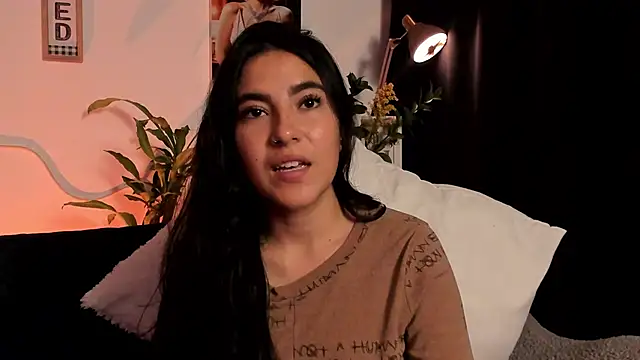 Snapshot of Serenity_Day chatting on 03-17-25, 12:42 Serenity Day online show from 03-17-25, 12:42